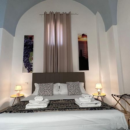 Bed and Breakfast Casa Mamma Elvira Lecce Exterior foto