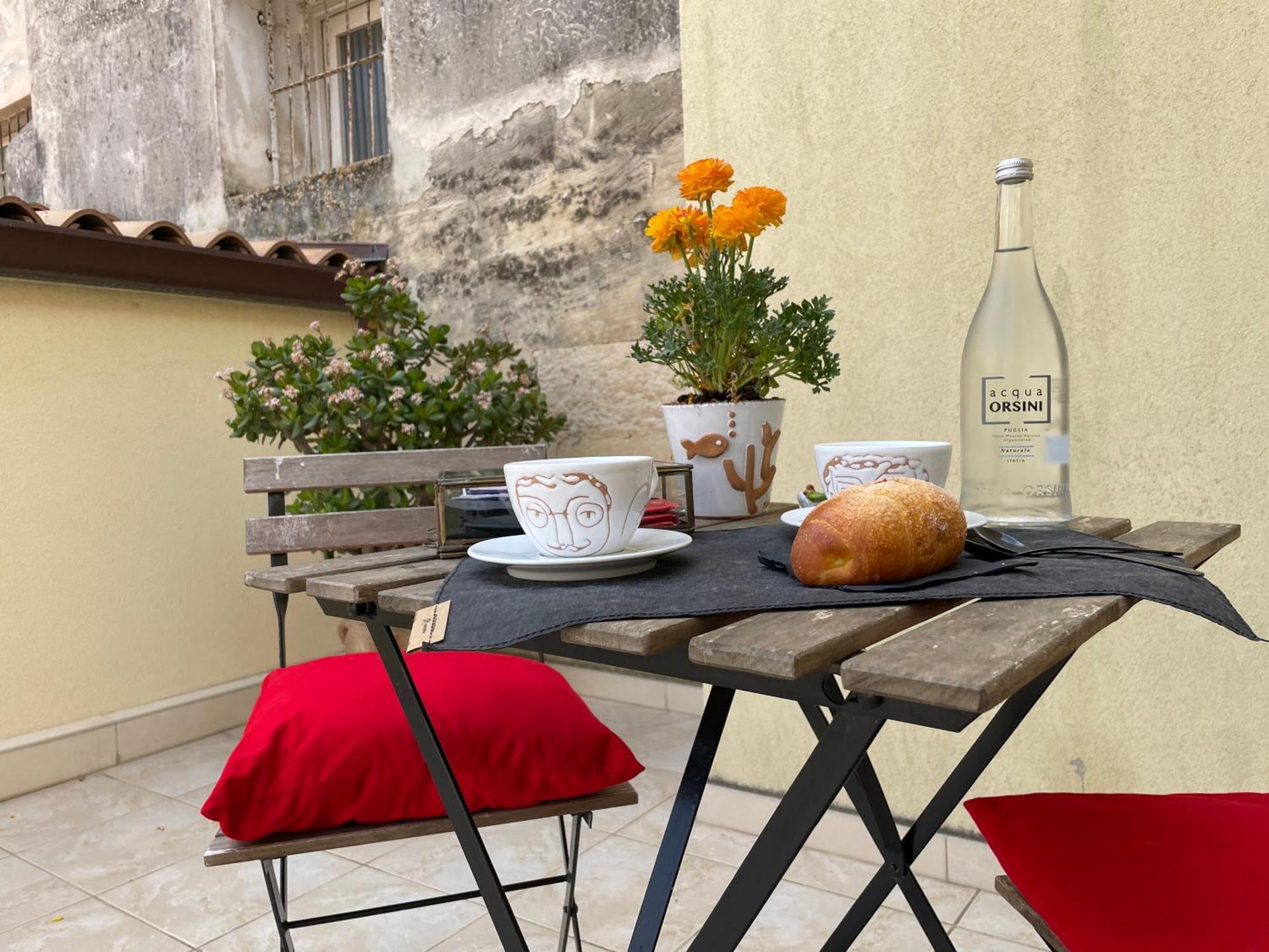 Bed and Breakfast Casa Mamma Elvira Lecce Exterior foto