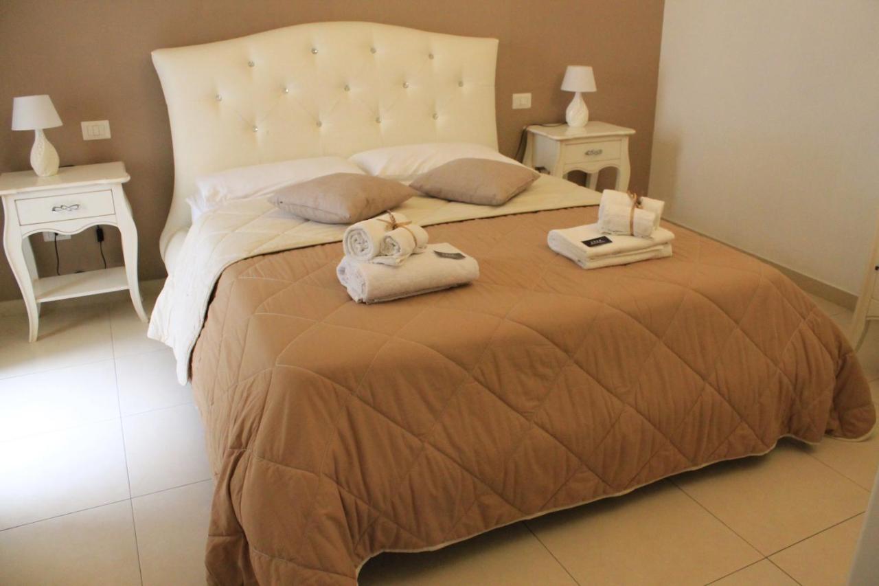 Bed and Breakfast Casa Mamma Elvira Lecce Exterior foto